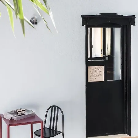 B&B Esperinos Hybrid Design